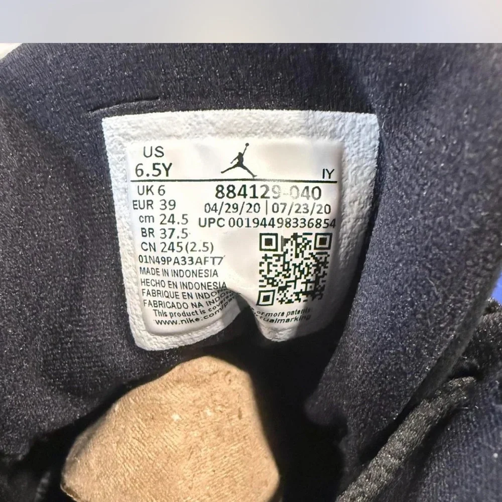 Air Jordan 13 Retro ’Black Hyper Royal’ (GS) - Picture 7 of 8